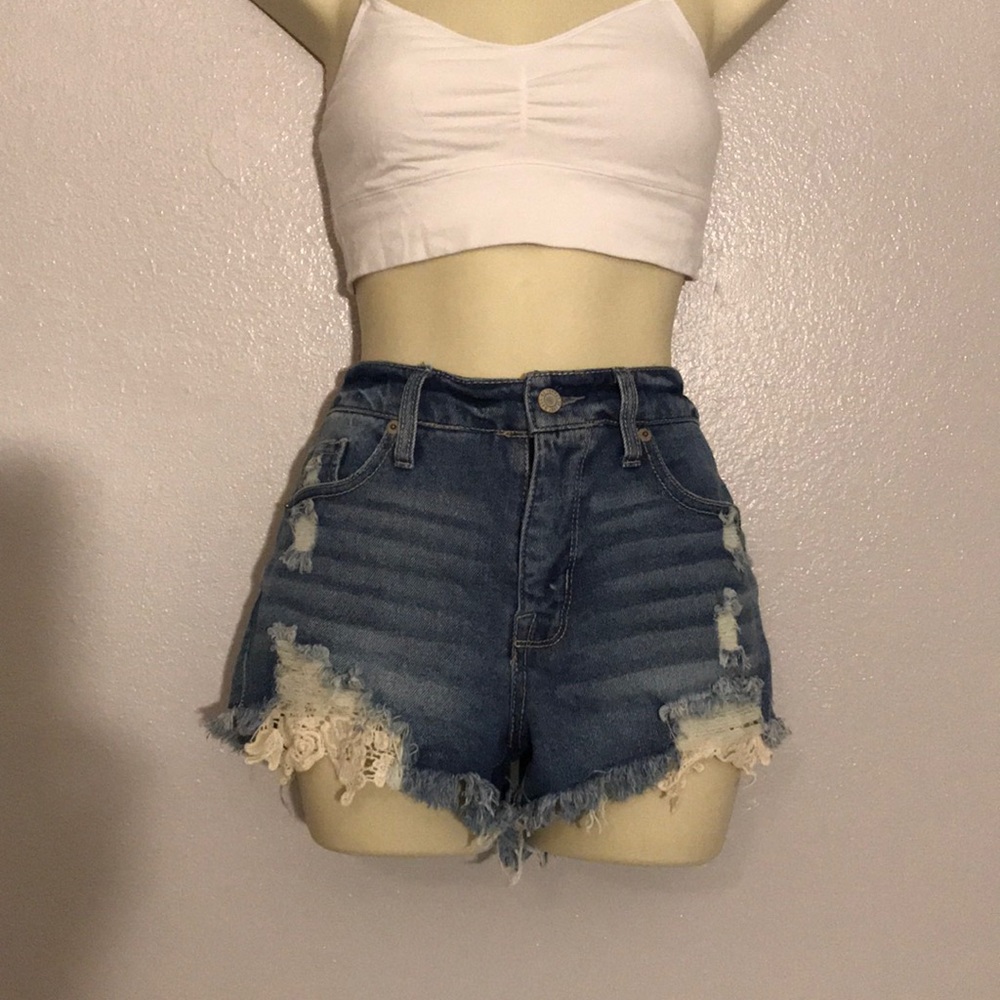 MOSSIMO SUPPLY CO.  High rise jean shorts